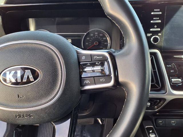 Used 2021 Kia Sorento S image 16