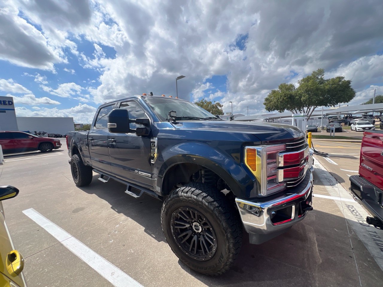 Used 2019 Ford F350 Lariat w/ Lariat Ultimate Package AWD/4WD image 1