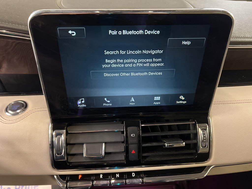 Used 2018 Lincoln Navigator L Reserve w/ Technology Package image 11