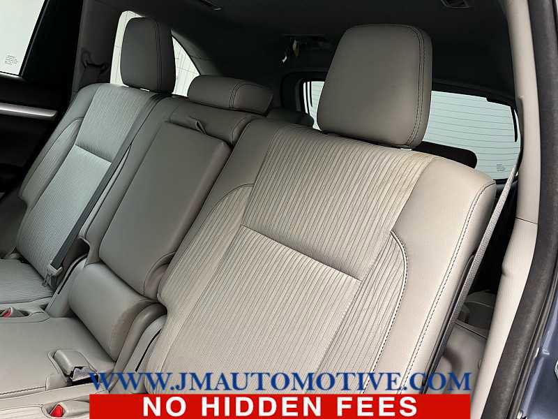Used 2018 Toyota Highlander Plus image 15