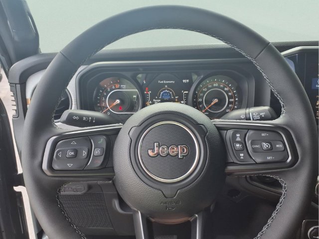 New 2026 Jeep Gladiator Sport AWD/4WD image 22
