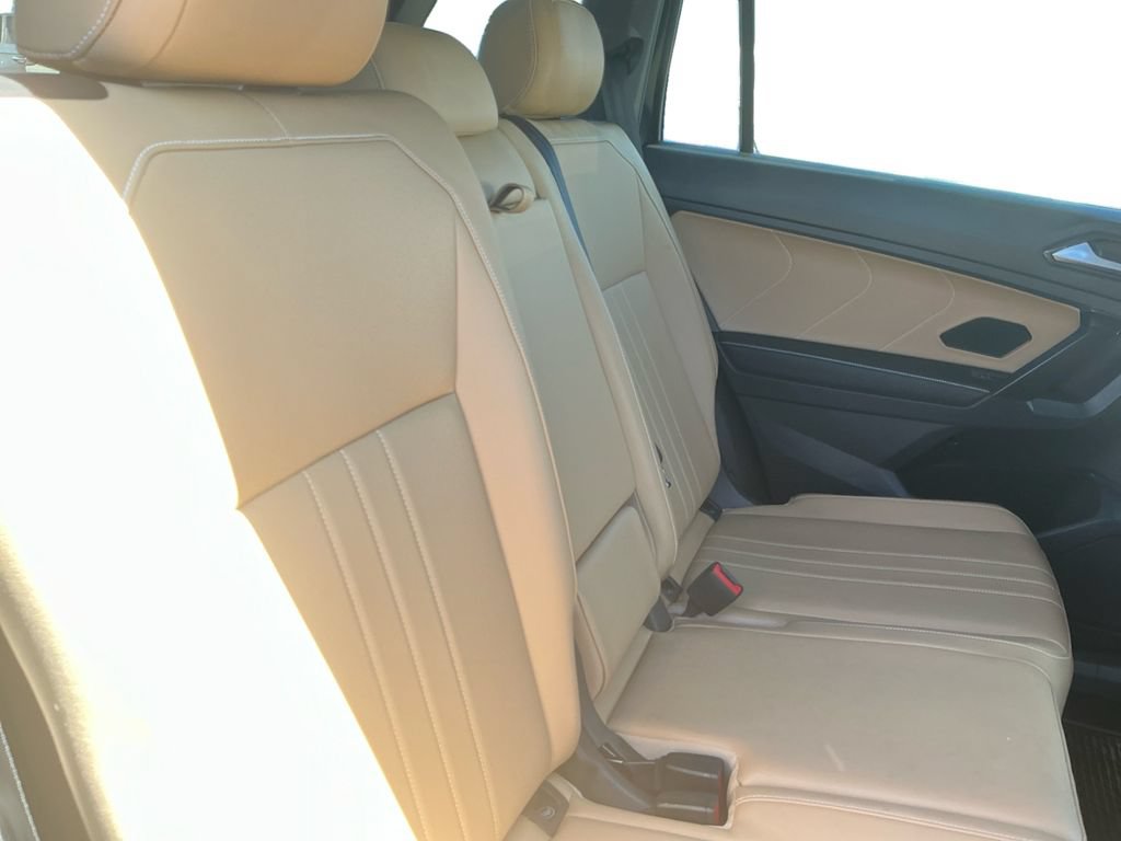 Used 2022 Volkswagen Tiguan SE FWD image 19