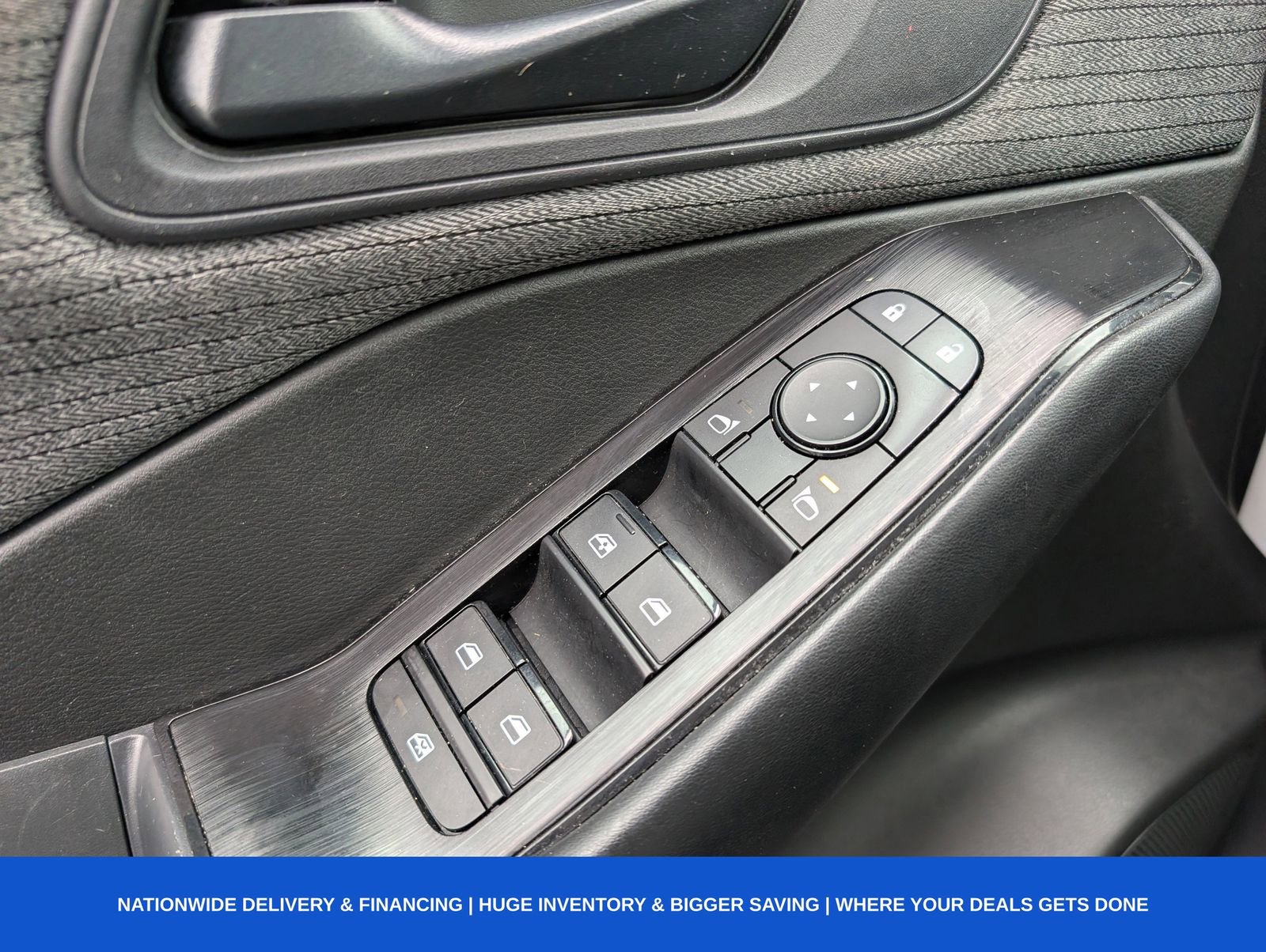 Used 2023 Nissan Rogue S image 26