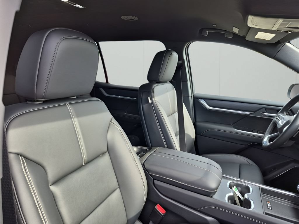 New 2026 GMC Acadia Elevation w/ Black Edition FWD image 18