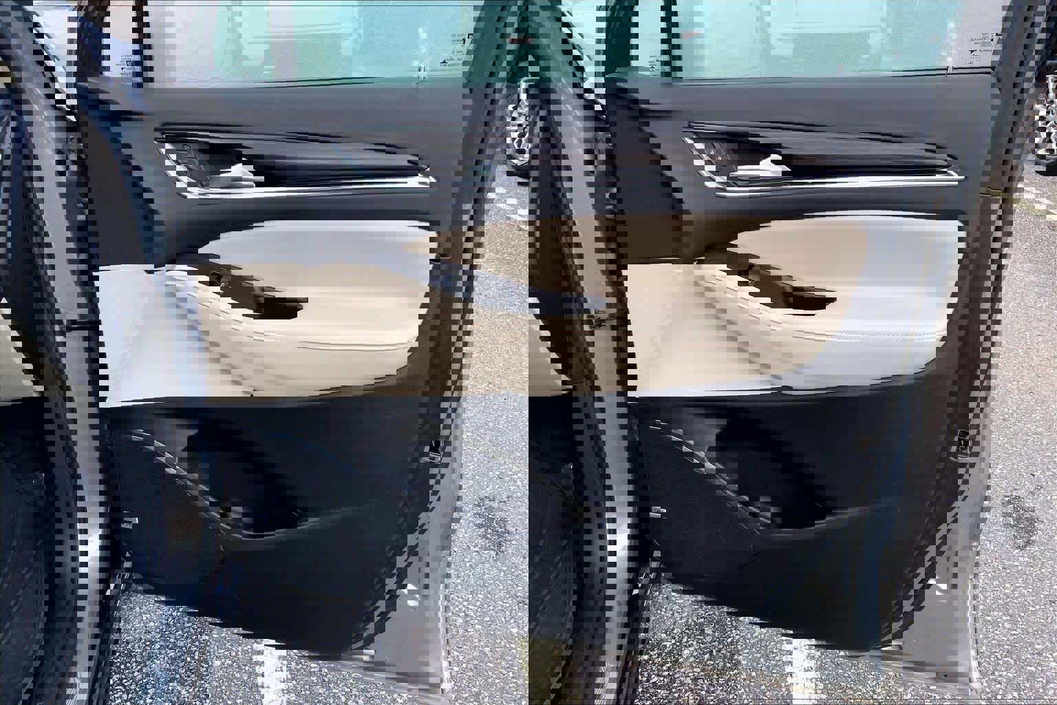 Used 2019 Buick Enclave Premium w/ Experience Buick Package image 21