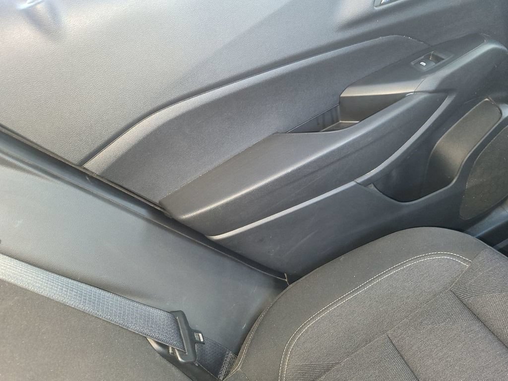 Used 2024 Chevrolet Trax LS w/ LS Convenience Package FWD image 15