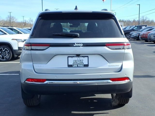 New 2026 Jeep Grand Cherokee Laredo X AWD/4WD image 21