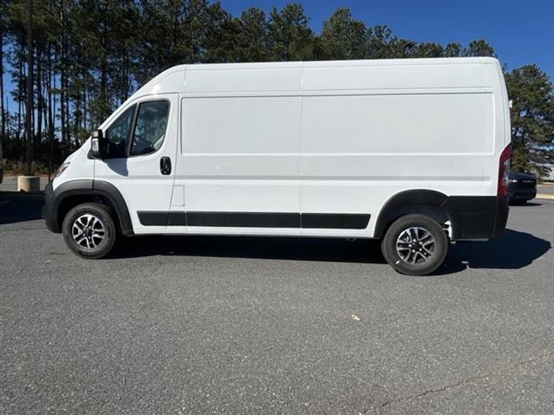 New 2026 RAM ProMaster 2500 w/ Quick Order Package 22G SLT FWD image 2
