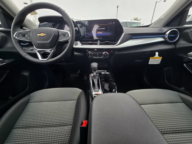New 2026 Chevrolet Trax LT w/ Driver Confidence Package FWD image 18