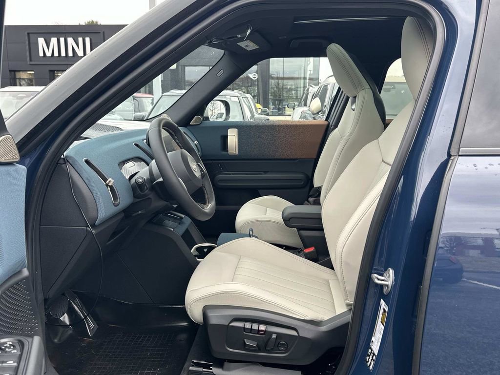 Used 2026 MINI Cooper Countryman S w/ Comfort Package Max image 24
