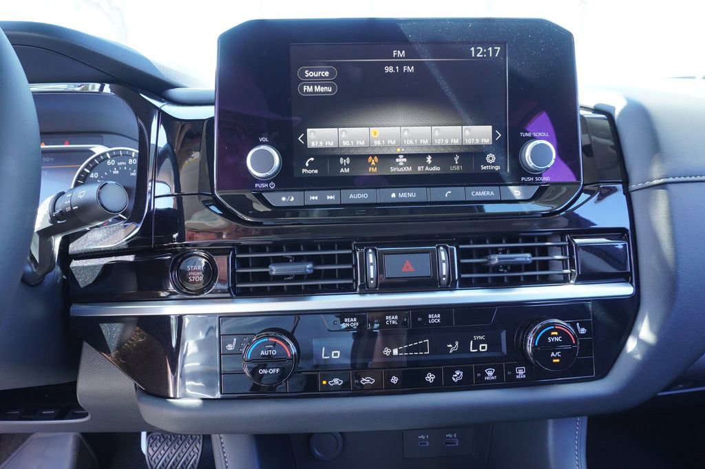 New 2025 Nissan Pathfinder SV image 20