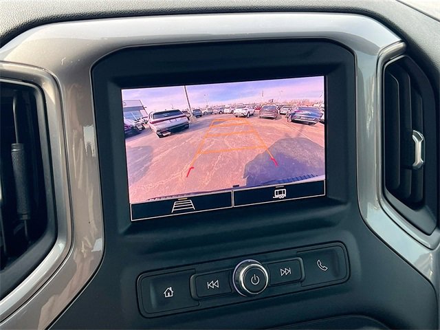 Used 2024 Chevrolet Silverado 2500 Custom w/ Snow Plow Prep/Camper Package image 18