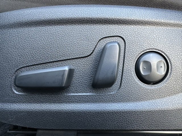 Used 2022 Hyundai Santa Fe Blue image 15