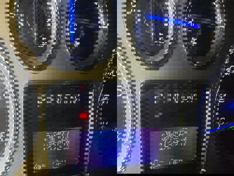 Used 2012 Cadillac Escalade Platinum image 26