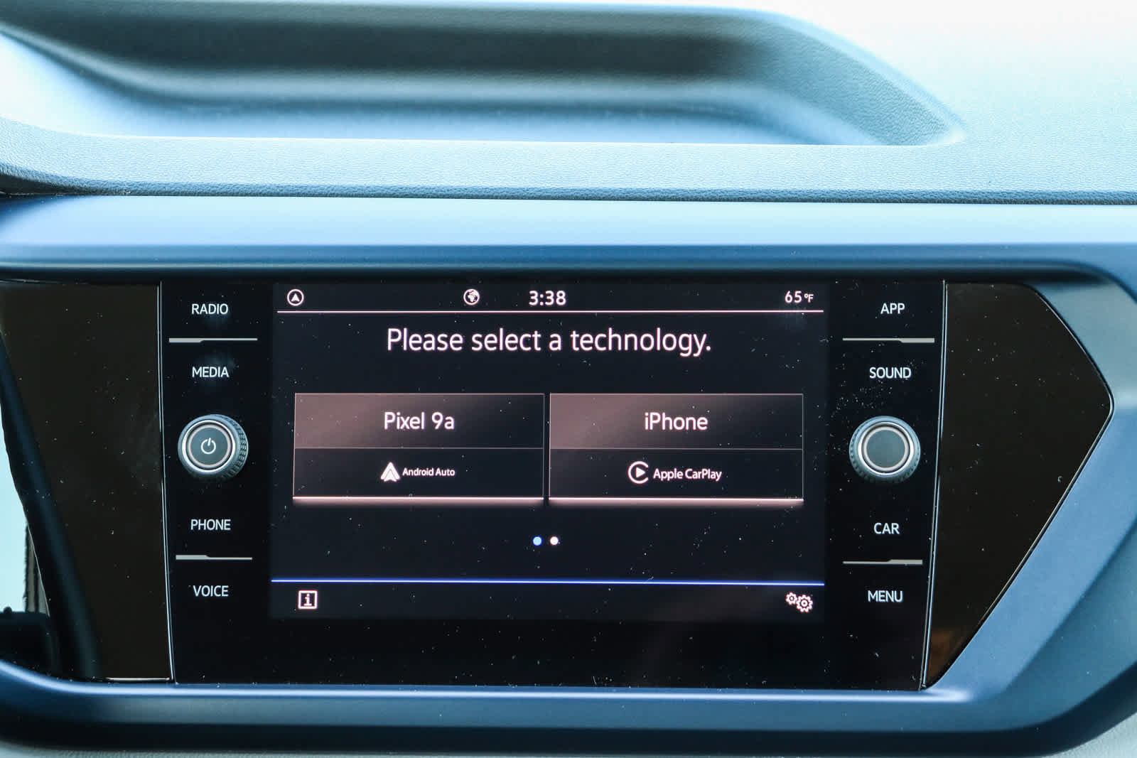 Used 2023 Volkswagen Taos SE image 15