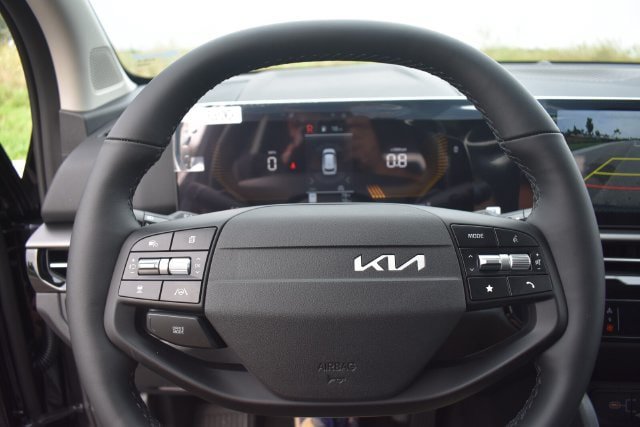 New 2026 Kia Sportage LX w/ LX Convenience Package FWD image 30