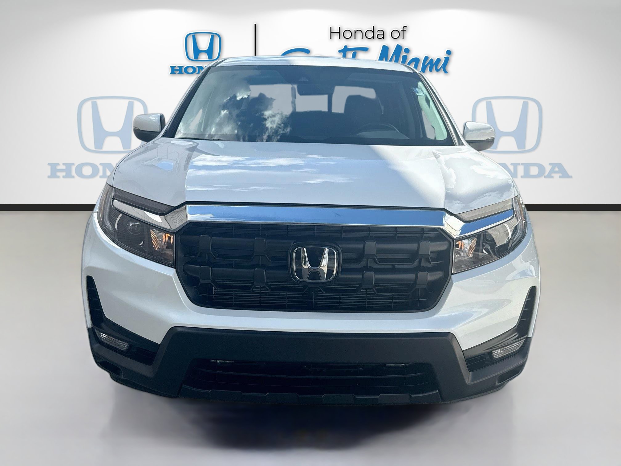 Certified 2025 Honda Ridgeline RTL image 2