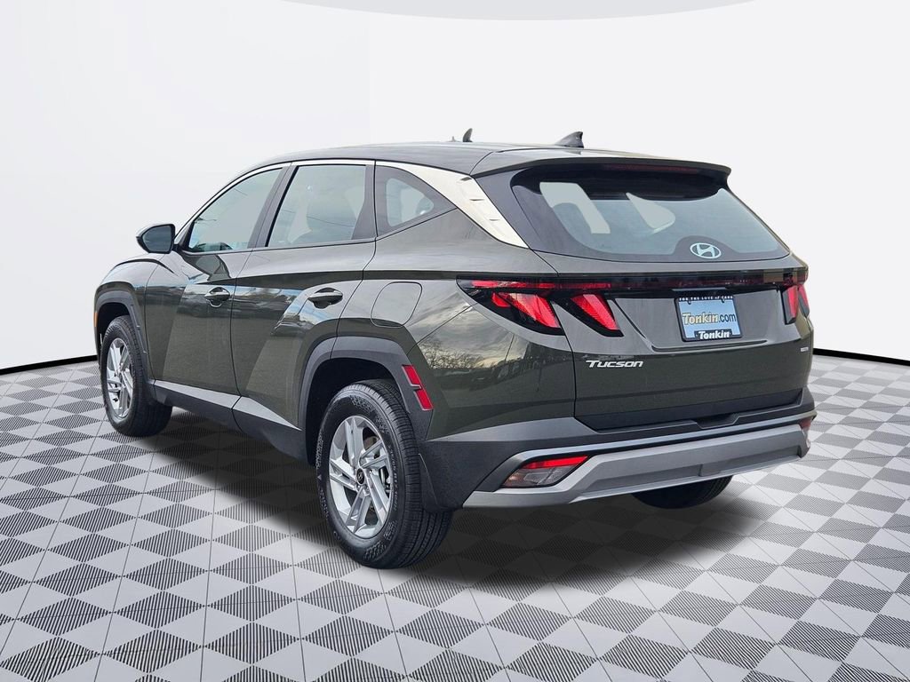 Certified 2025 Hyundai Tucson SE image 4