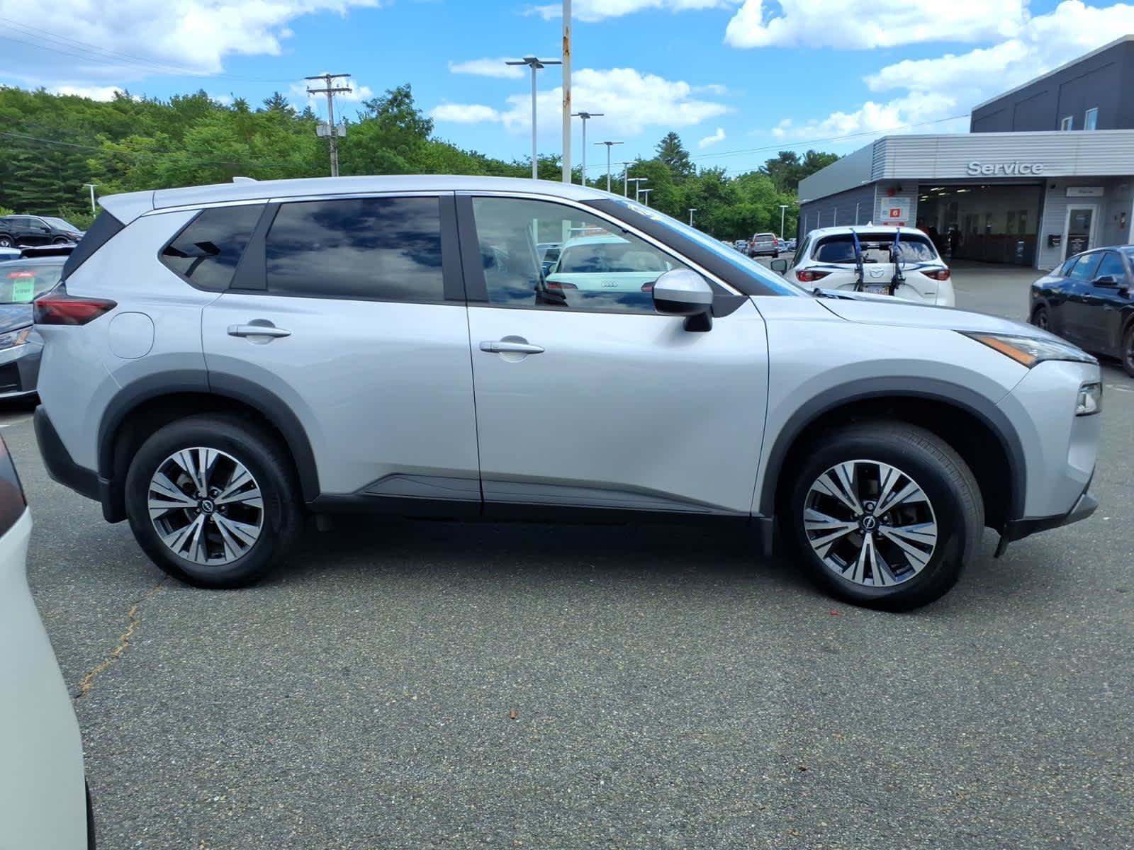 Certified 2023 Nissan Rogue SV AWD/4WD image 4