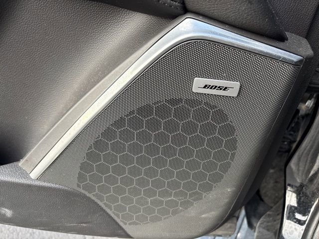 Used 2019 Cadillac Escalade Premium Luxury image 20