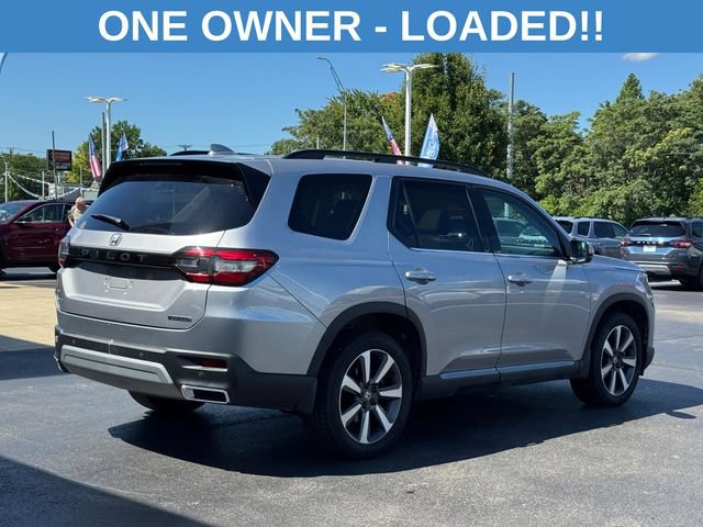 Used 2025 Honda Pilot Touring image 3