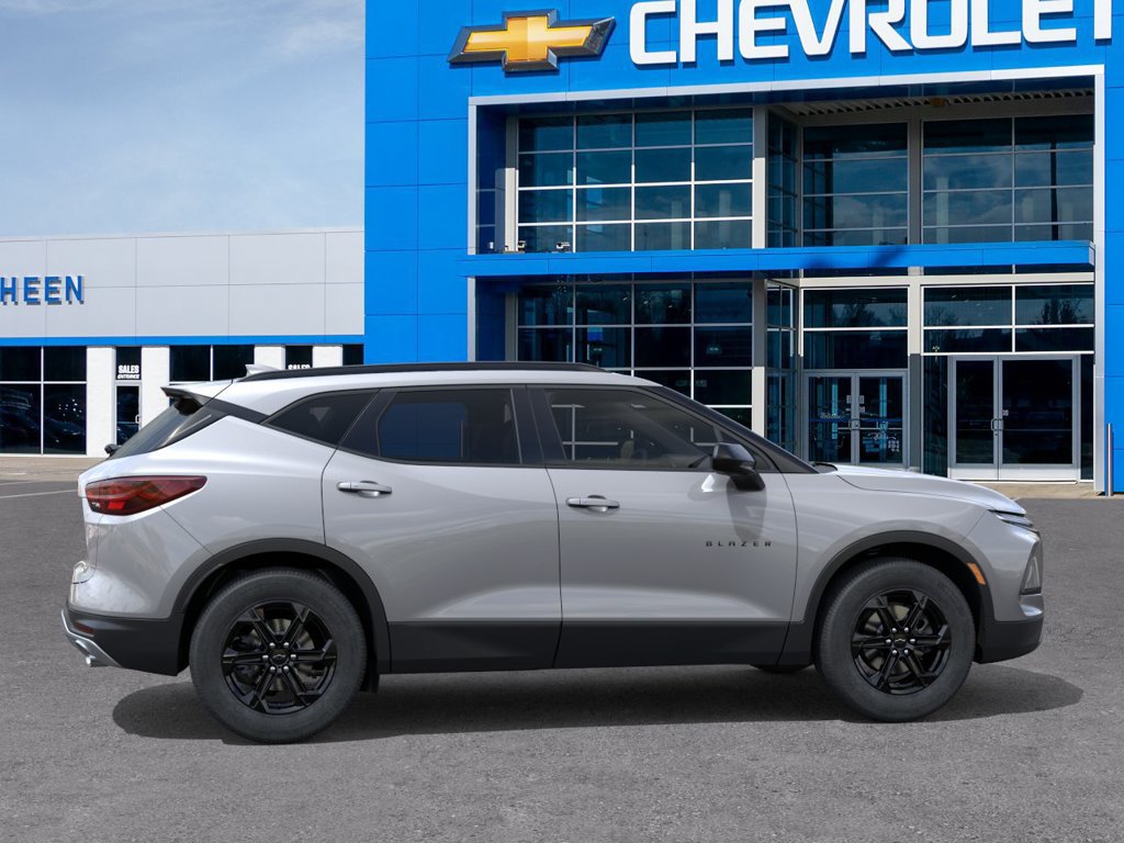 New 2026 Chevrolet Blazer LT w/ Convenience Package AWD/4WD image 5