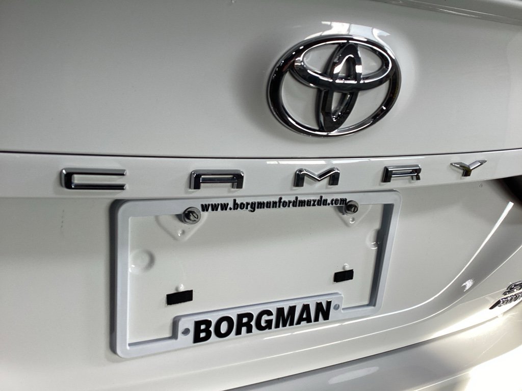 Used 2021 Toyota Camry SE w/ Cold Weather Package image 34