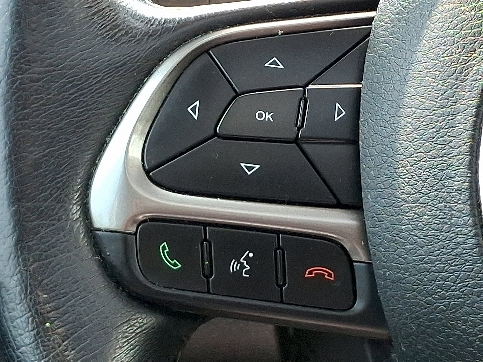 Certified 2020 Jeep Renegade Limited AWD/4WD image 22