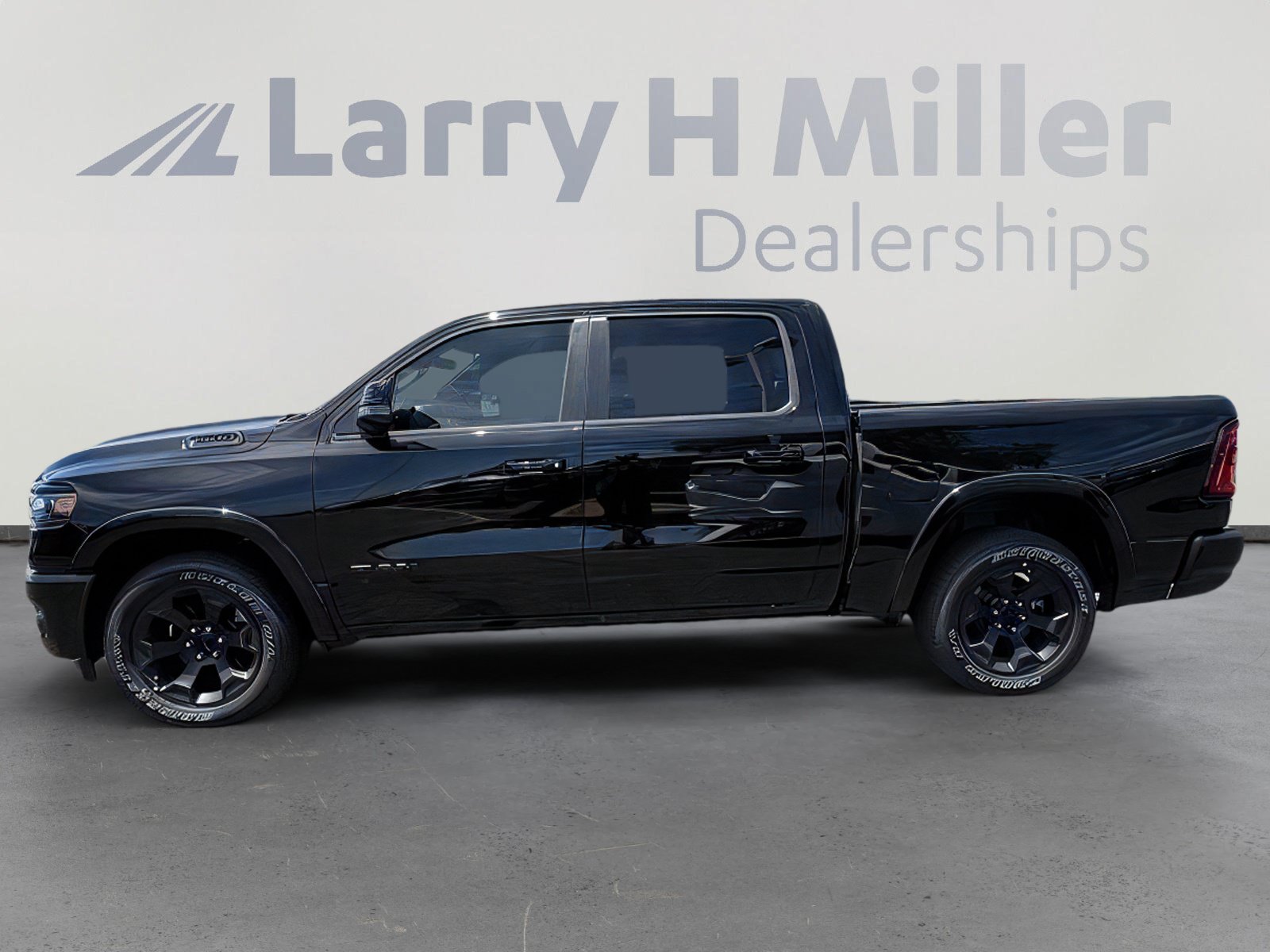New 2026 RAM 1500 Big Horn AWD/4WD image 2