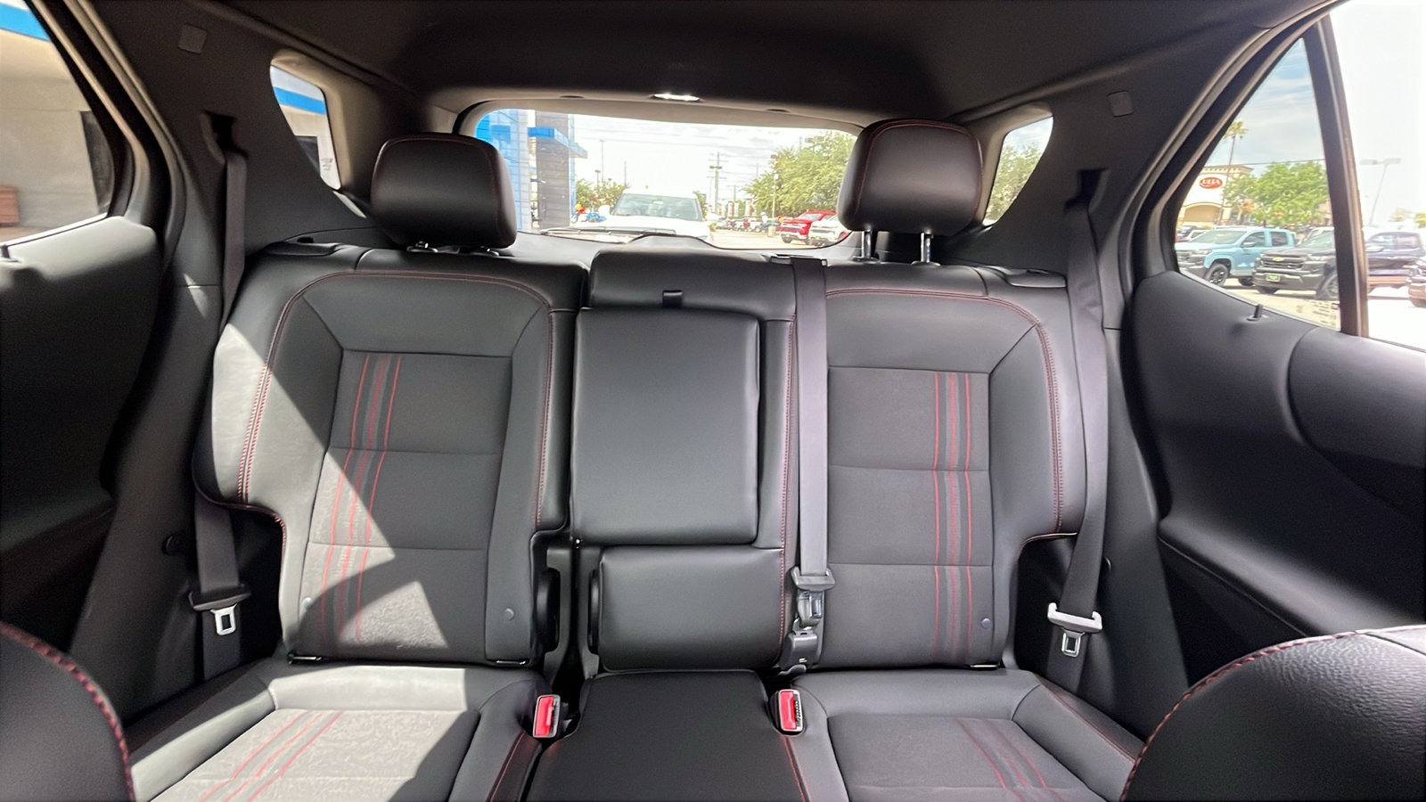 Used 2022 Chevrolet Equinox RS FWD image 23