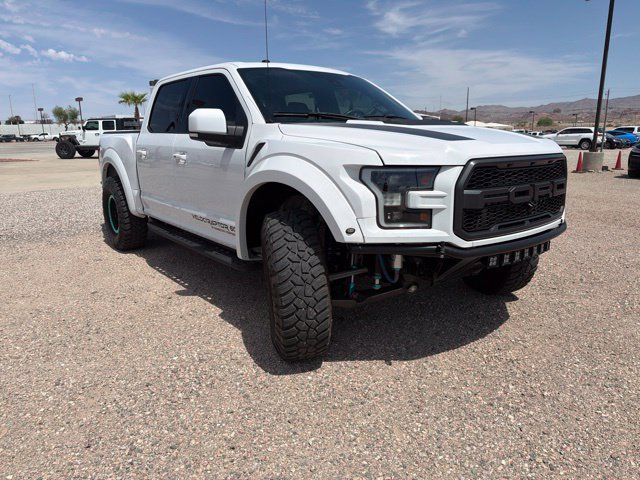 Used 2018 Ford F150 Raptor w/ Equipment Group 802A Luxury AWD/4WD image 2