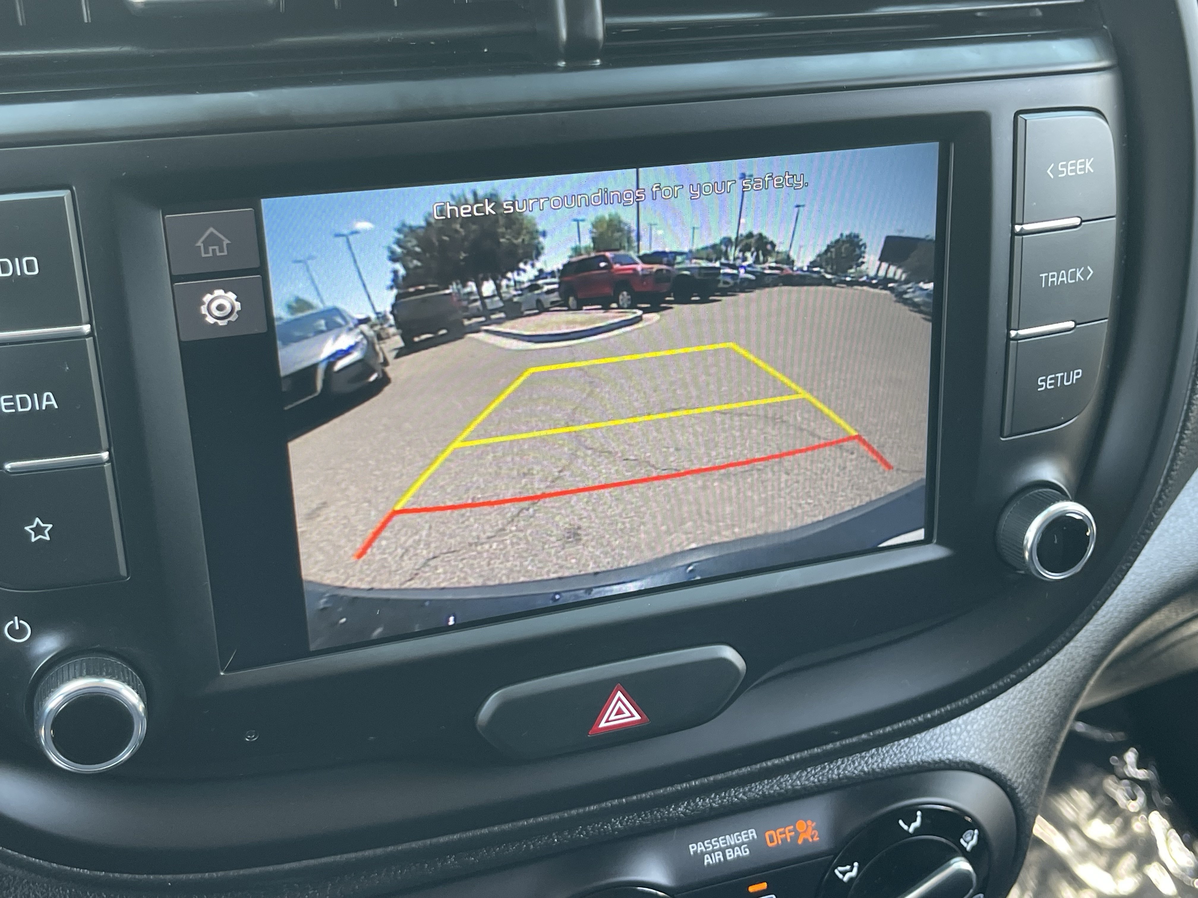 Certified 2023 Kia Soul LX w/ LX Technology Package FWD image 29