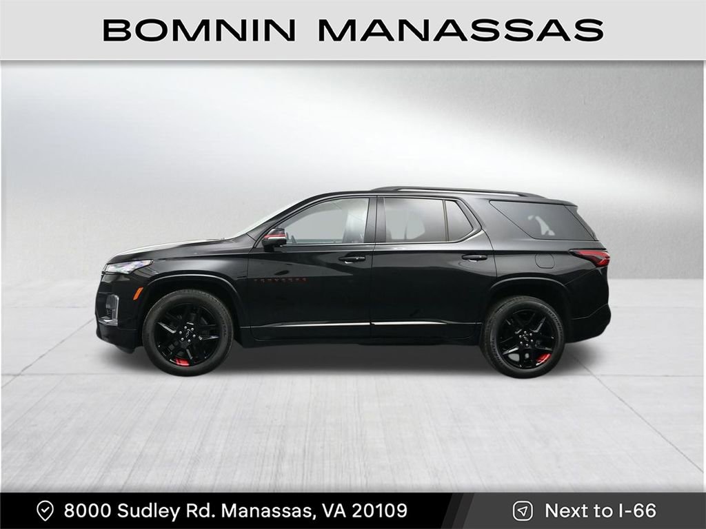 Used 2023 Chevrolet Traverse Premier w/ Redline Edition image 2