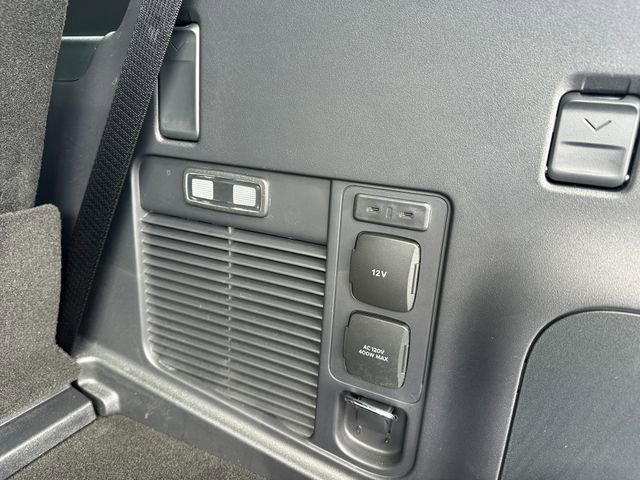 Used 2025 Ford Expedition Tremor image 15