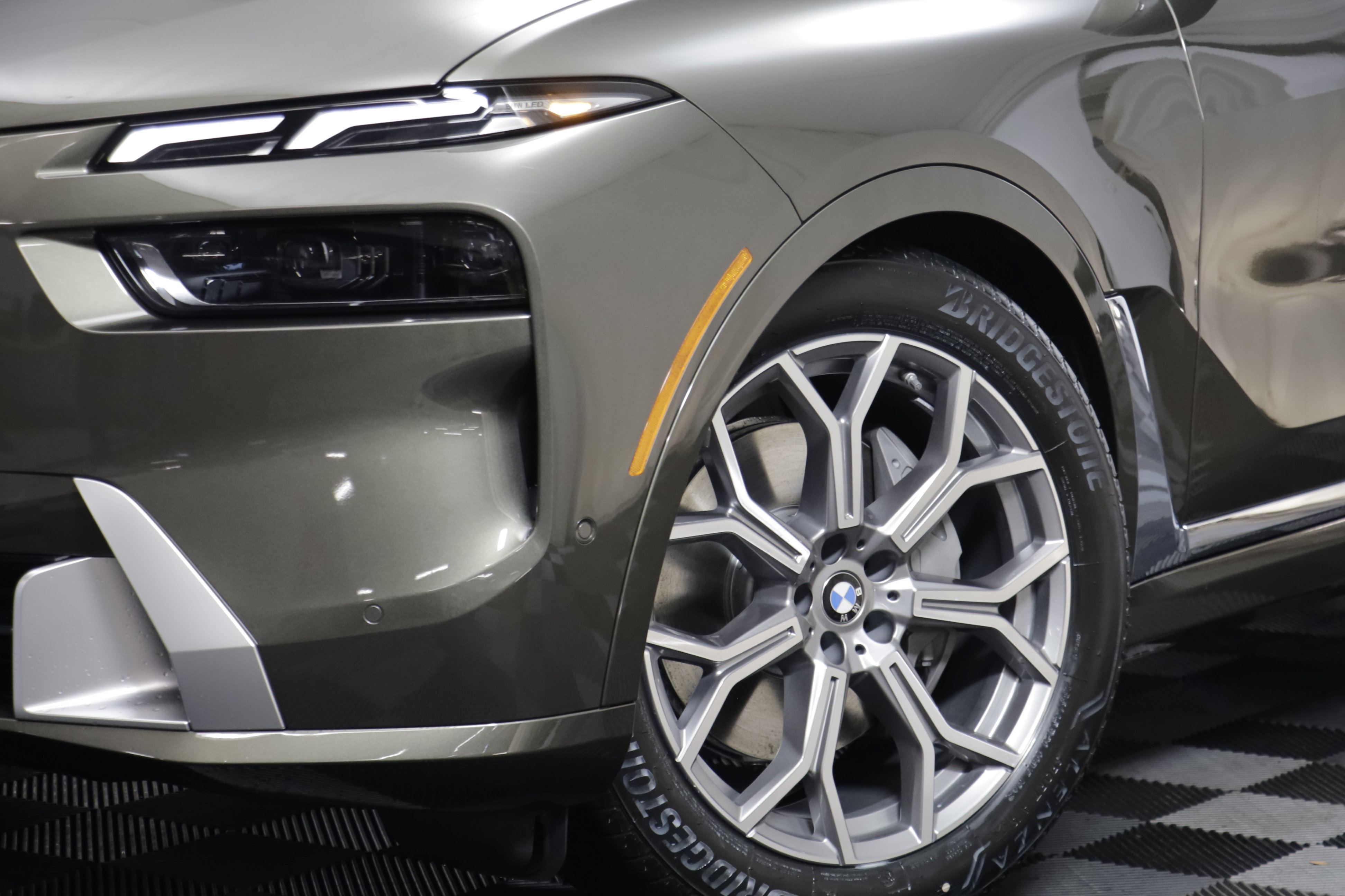 New 2027 BMW X7 xDrive40i AWD/4WD image 4