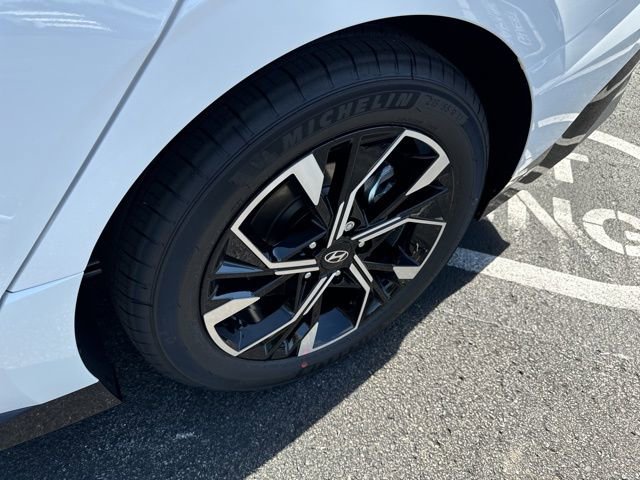 Used 2024 Hyundai Sonata SEL image 16