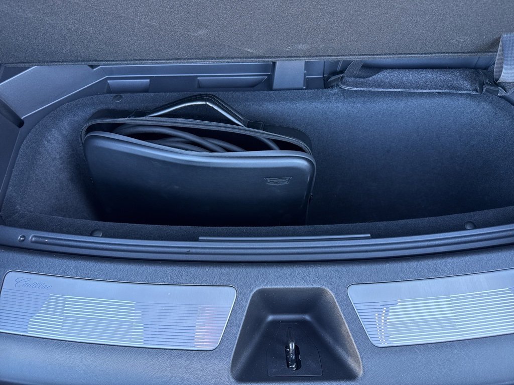 Used 2024 Cadillac Lyriq Tech w/ Driver Assist Package image 32