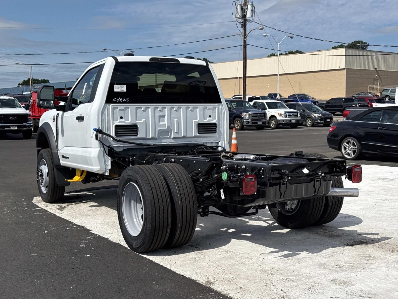New 2026 Ford F600 4x4 Regular Cab Super Duty w/ XLT Value Package image 5