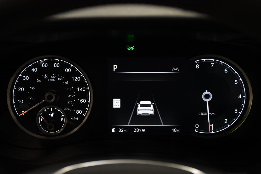 New 2026 Genesis G70 2.5T RWD image 11
