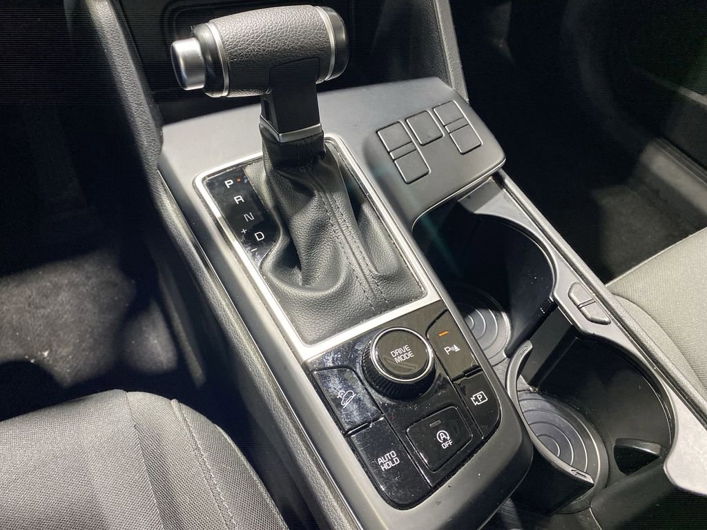 Used 2024 Kia Sportage LX image 20