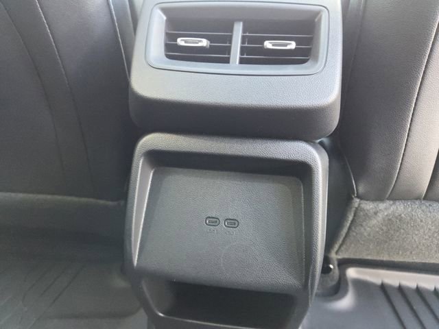 New 2026 Chevrolet Equinox EV LT image 13