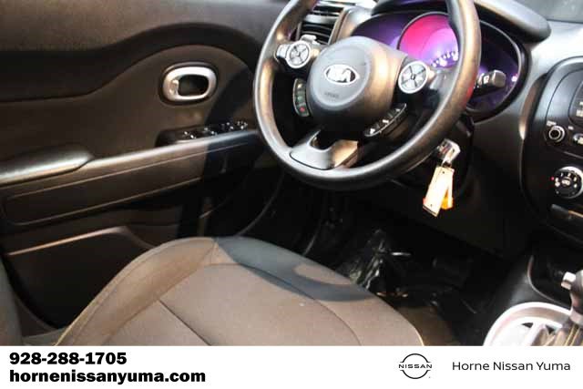 Used 2014 Kia Soul + image 10