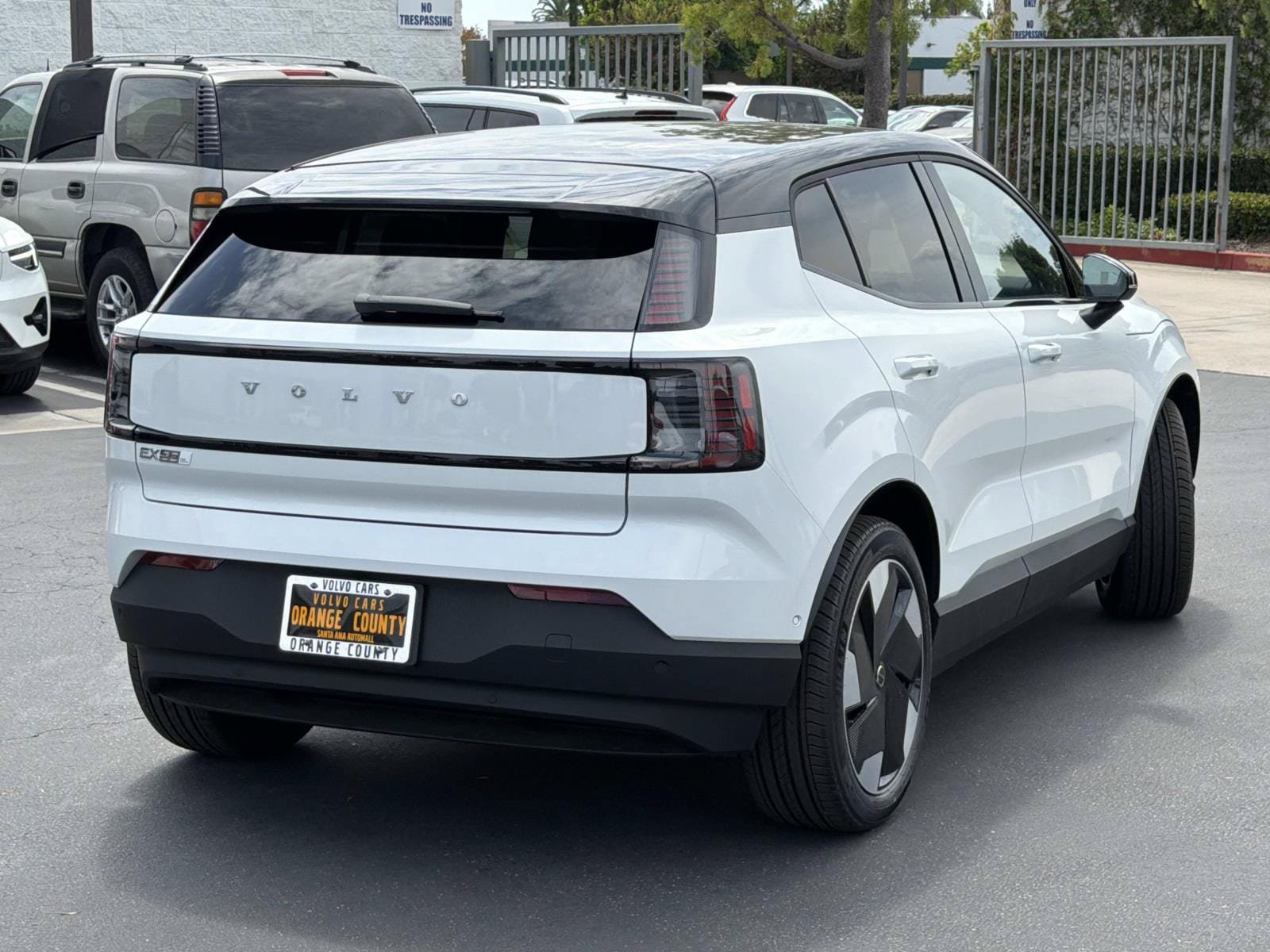New 2026 Volvo EX30 Ultra w/ Climate Package AWD/4WD image 6