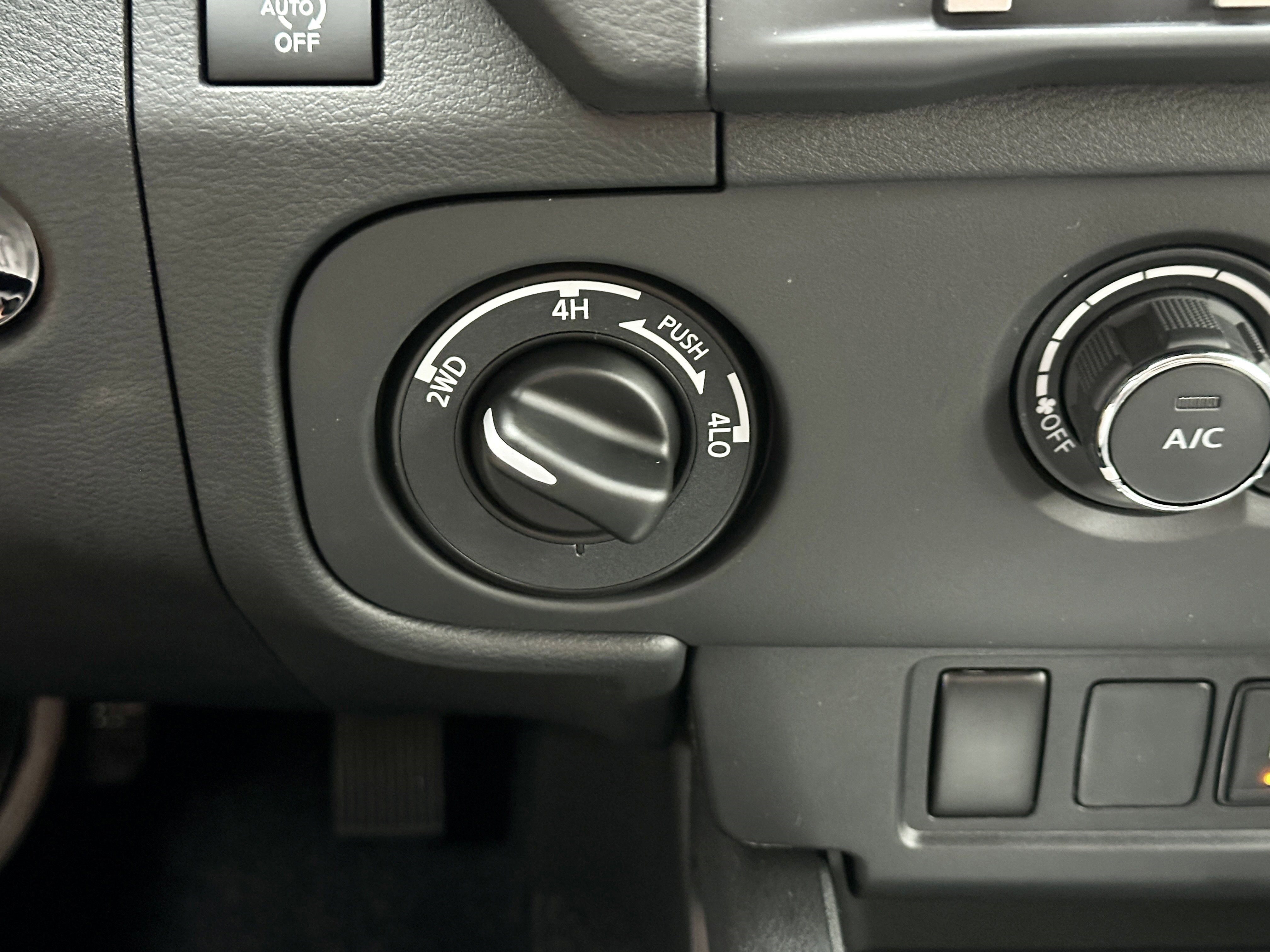 New 2026 Nissan Frontier SV image 26