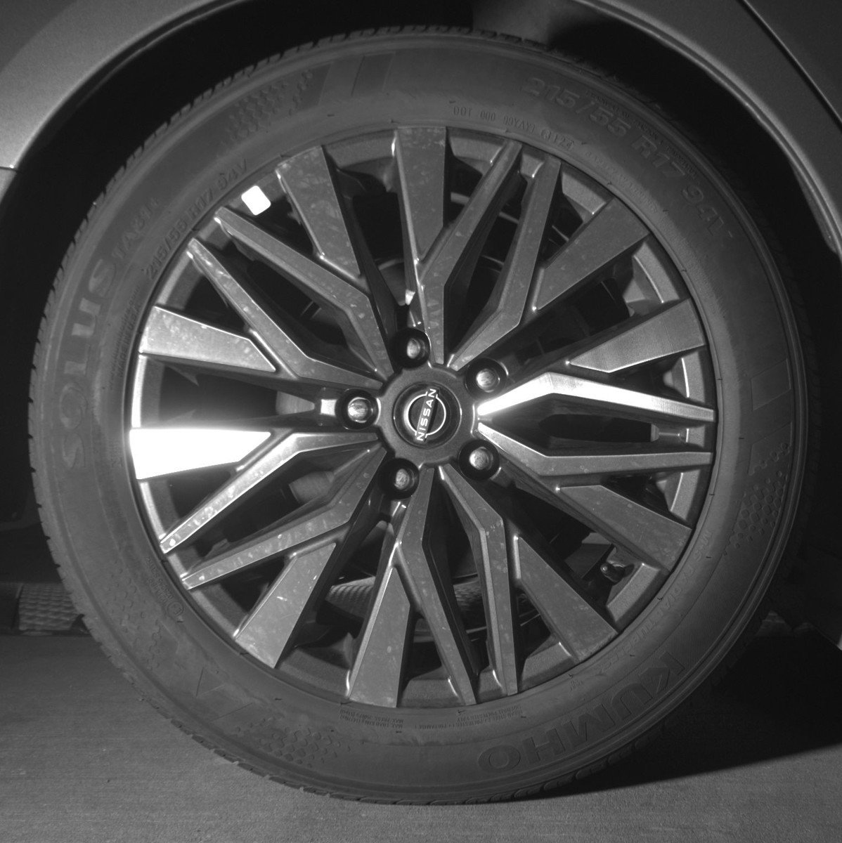 Used 2025 Nissan Altima 2.5 SV FWD image 15