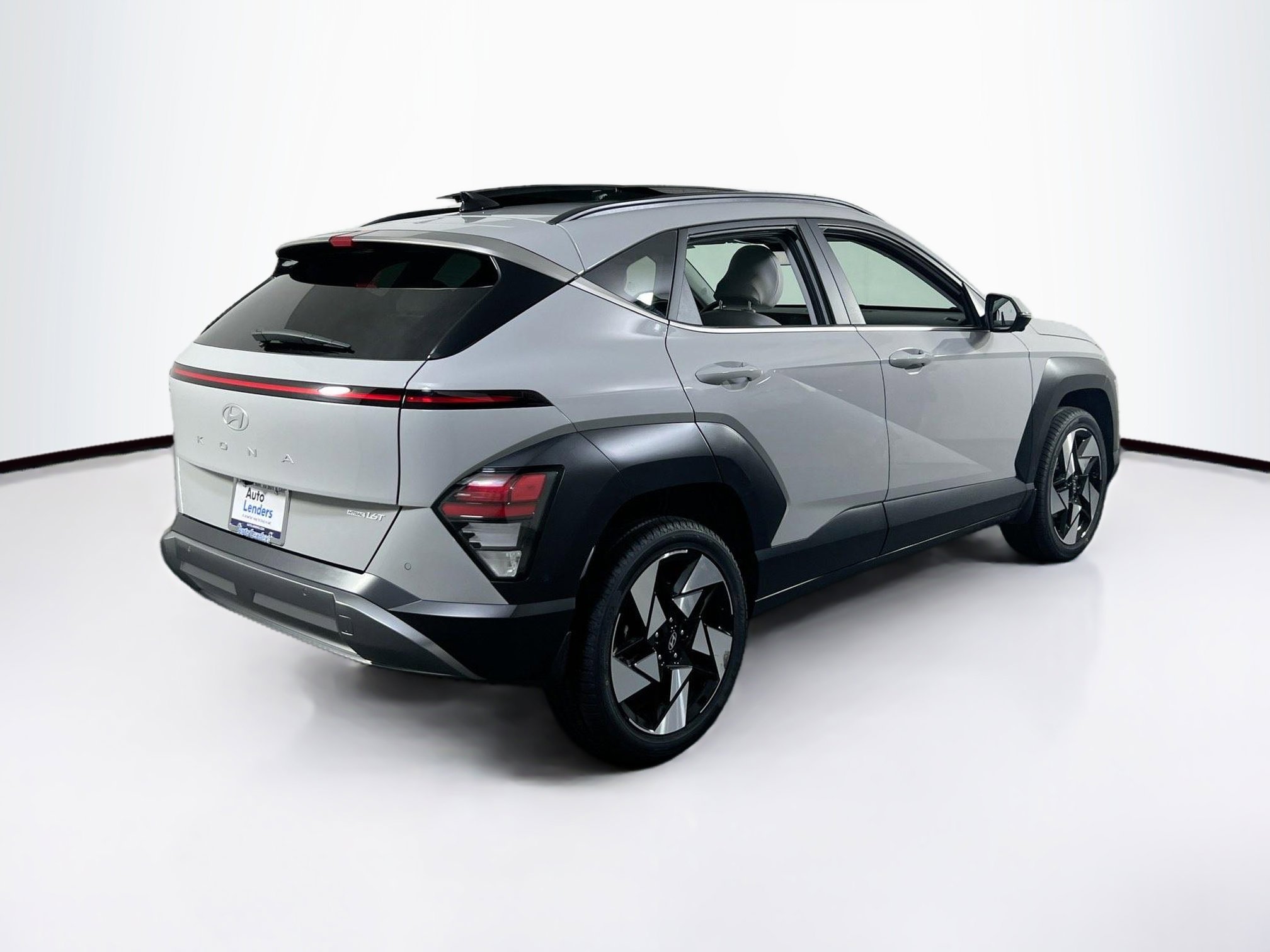 Used 2024 Hyundai Kona Limited image 5