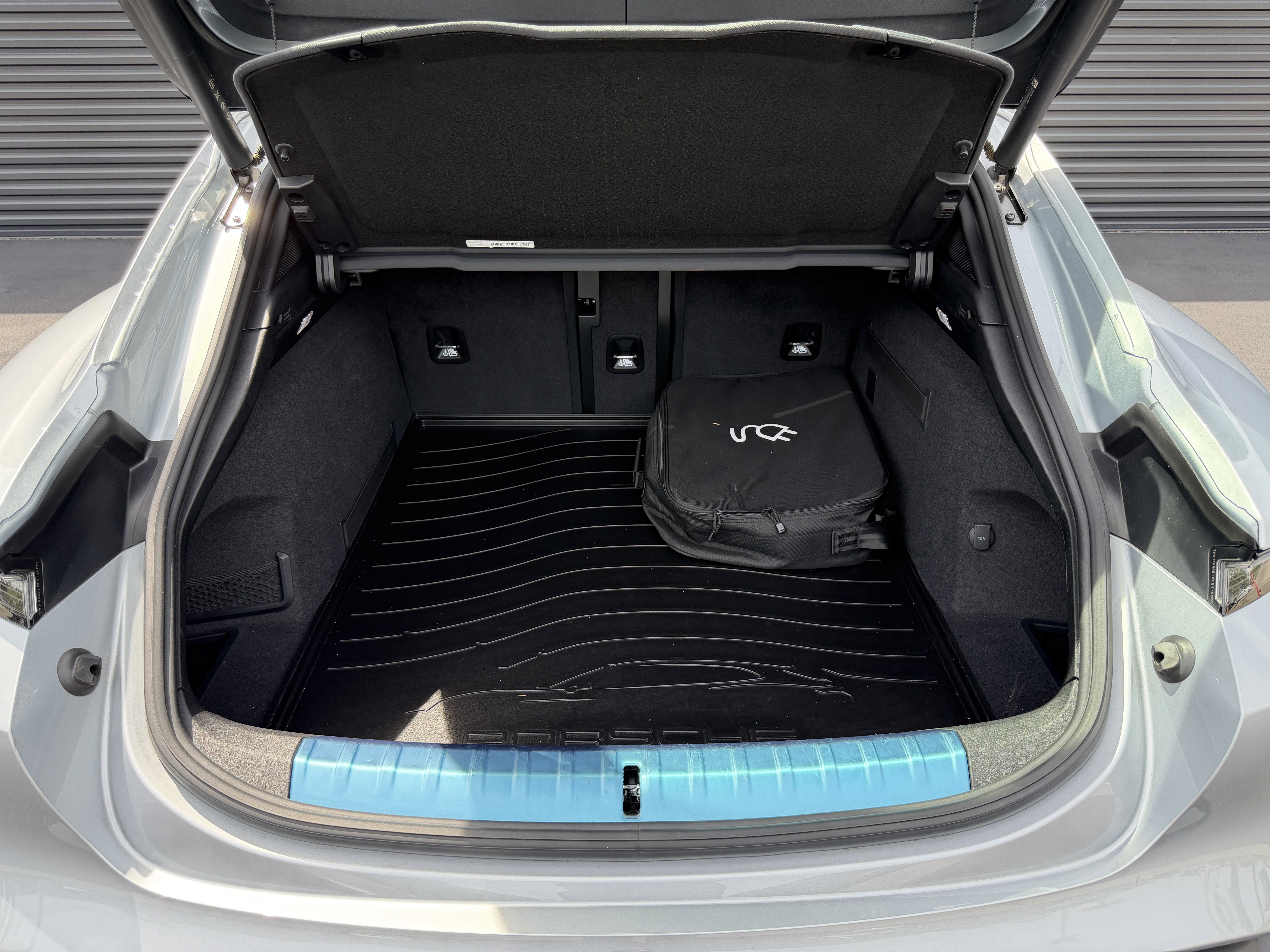 Used 2023 Porsche Taycan 4 Cross Turismo image 32