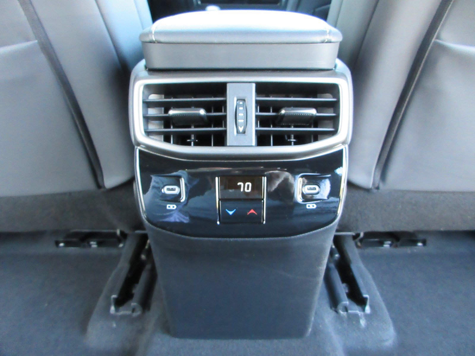 Used 2023 Lexus RX 350 F Sport w/ Cold Area Package AWD/4WD image 22