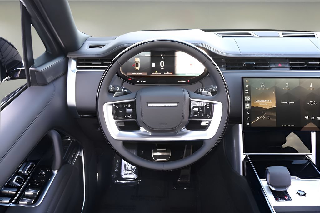 New 2026 Land Rover Range Rover Long Wheelbase SE AWD/4WD image 14