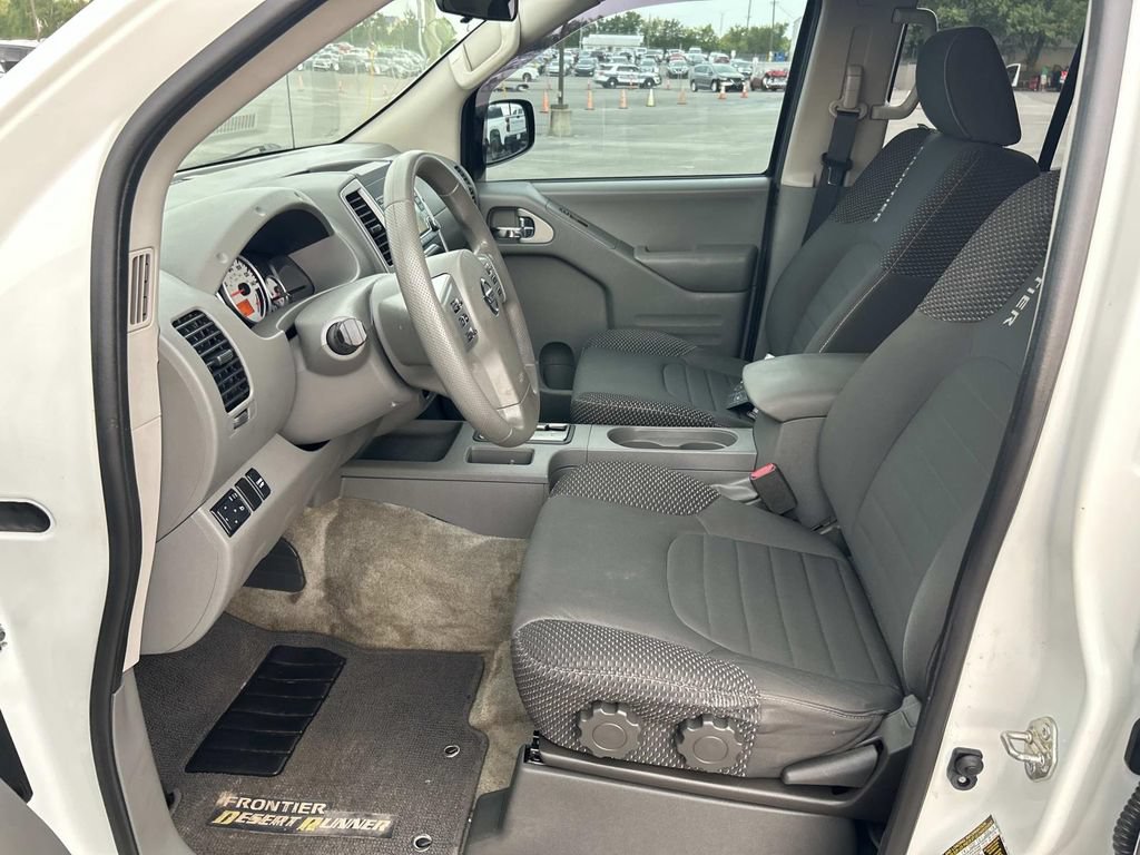 Used 2018 Nissan Frontier SV RWD image 26